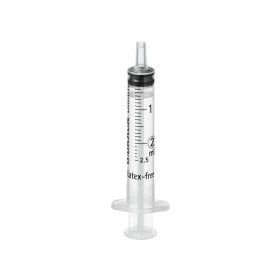 Seringa b.braun omnifix 2 ml com conector luer central - 100 unidades.