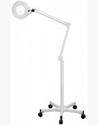 Lampes avec loupe